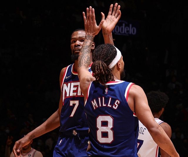 也不急于一 也不急于一